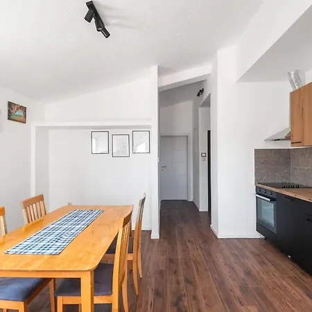 Apartments&rooms Mladen * Vodice