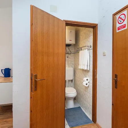 Apartments&rooms Mladen Appartement