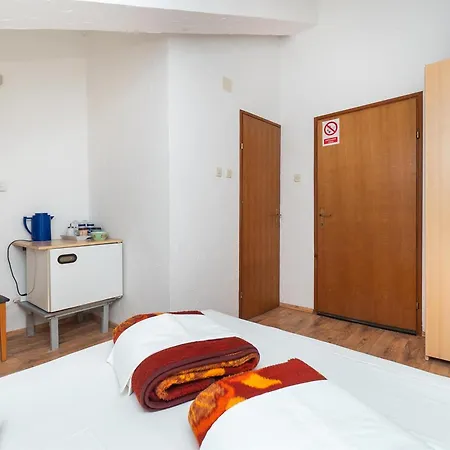 And Mladen Appartement Vodice