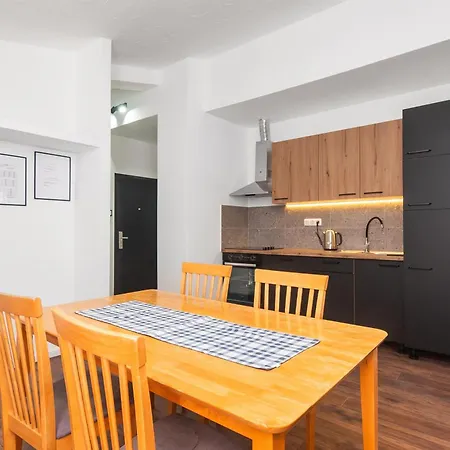 And Mladen Appartement Vodice