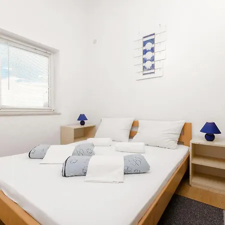 Appartement Apartments&rooms Mladen