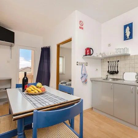 Apartments&rooms Mladen Vodice