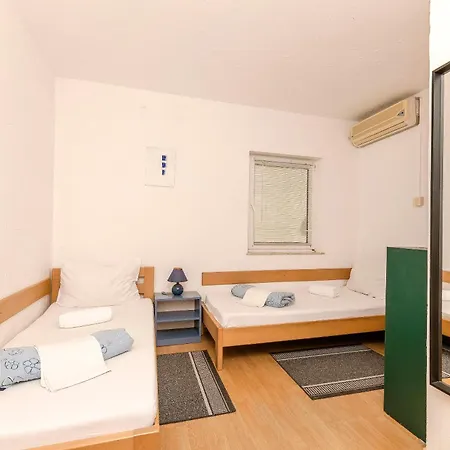 Appartement Apartments&rooms Mladen
