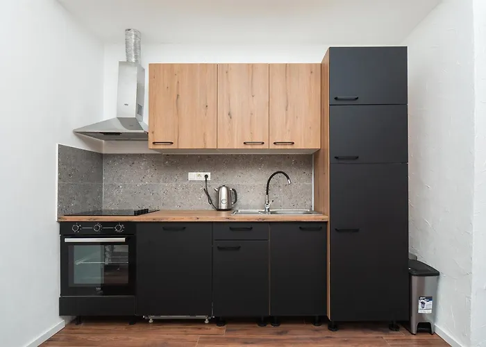 Διαμέρισμα And Mladen