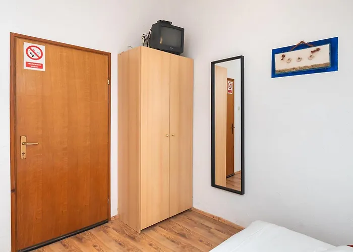 And Mladen * Βόντιτσε