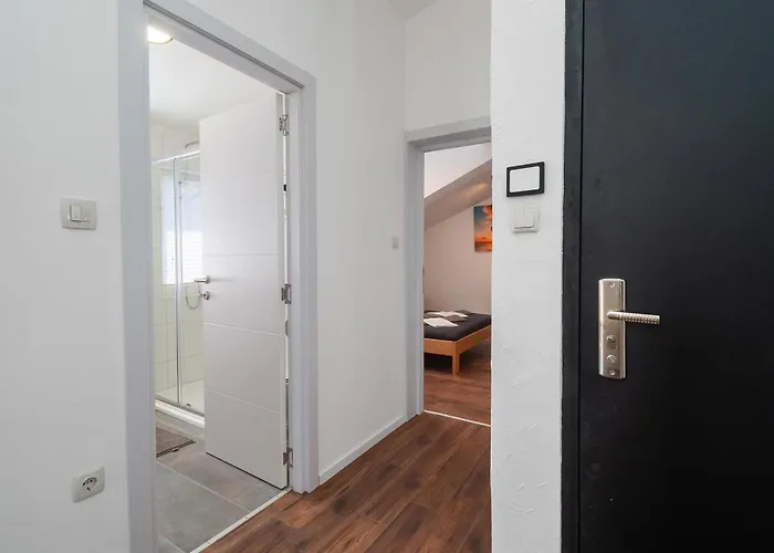 And Mladen Διαμέρισμα Βόντιτσε