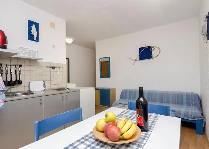 And Mladen アパート ヴォディツェ