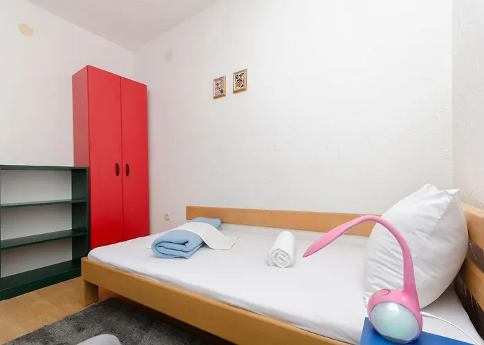 Διαμέρισμα And Mladen *